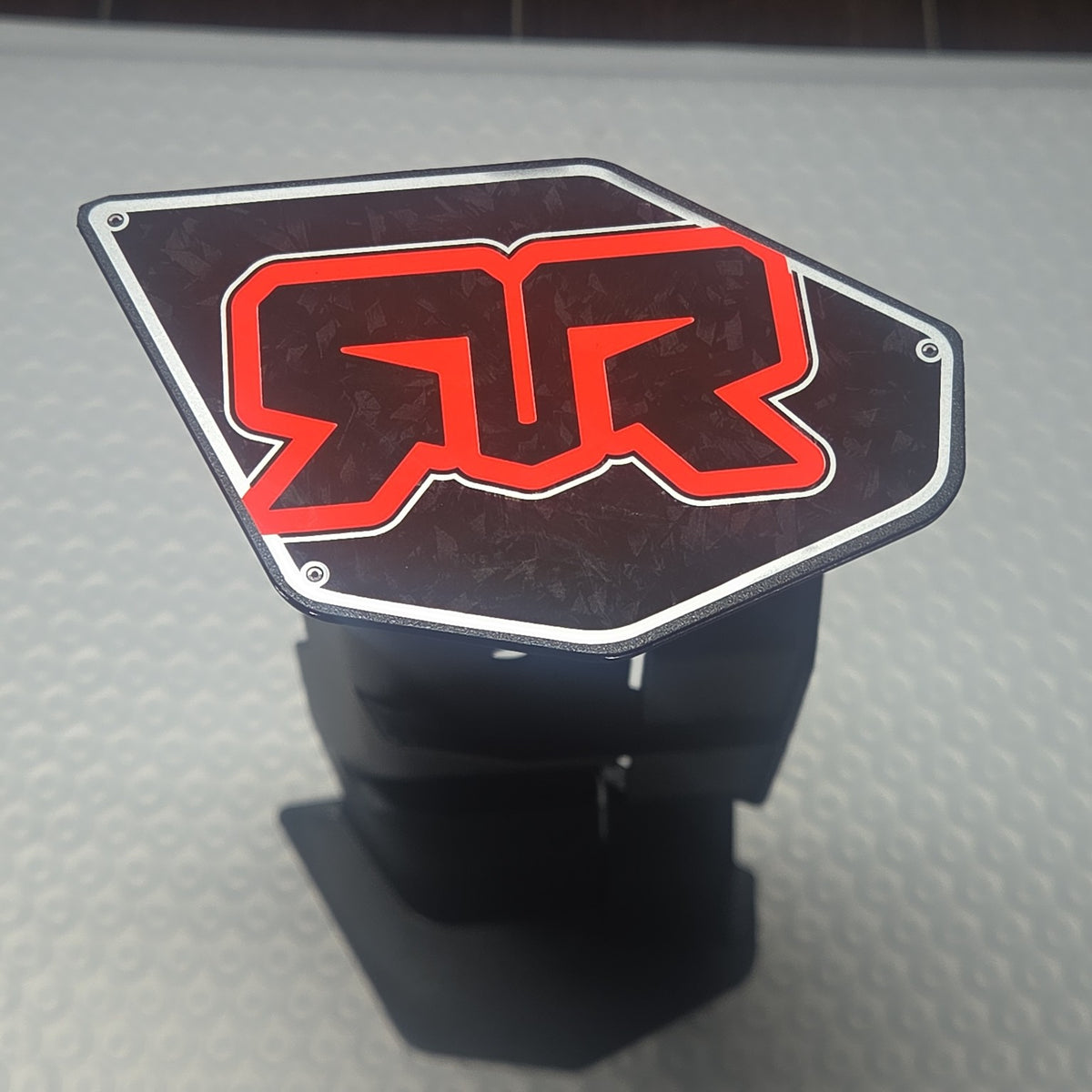 ARRMA Kraton 6S rear wing take-off