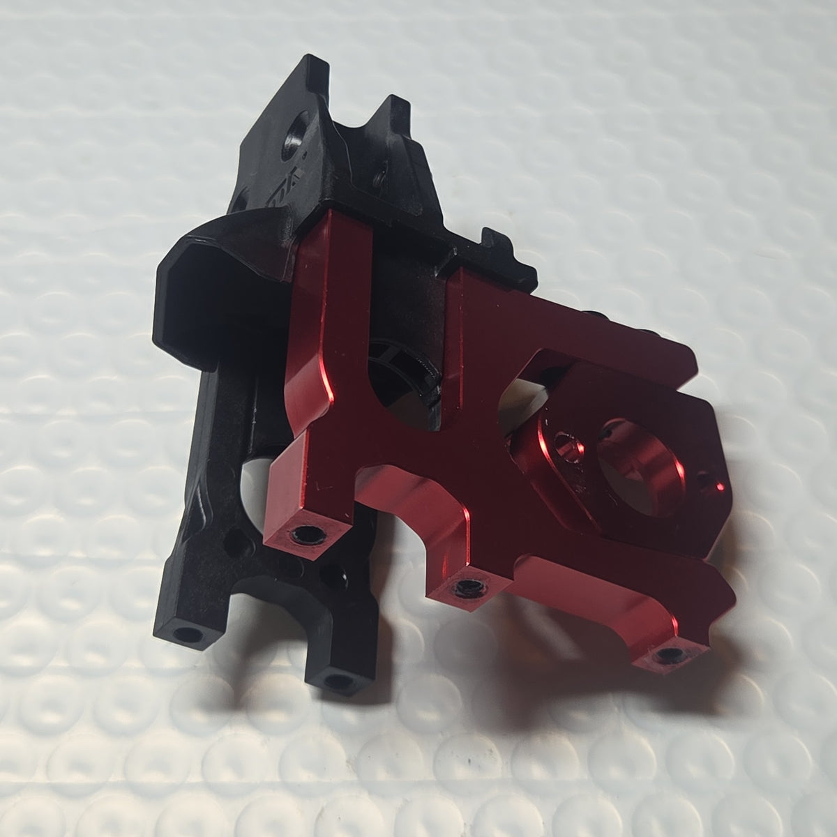 ARRMA Kraton 6S red aluminum motor mount assembly alternate view