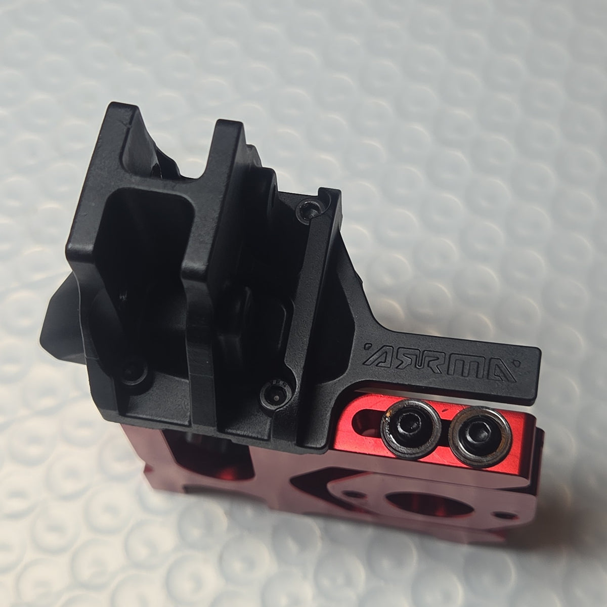 ARRMA Kraton 6S motor mount assembly close-up