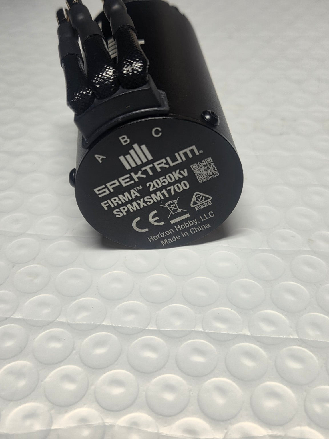 Spektrum Firma 2050Kv SPMXSM1700 motor label Typhon TLR 6S